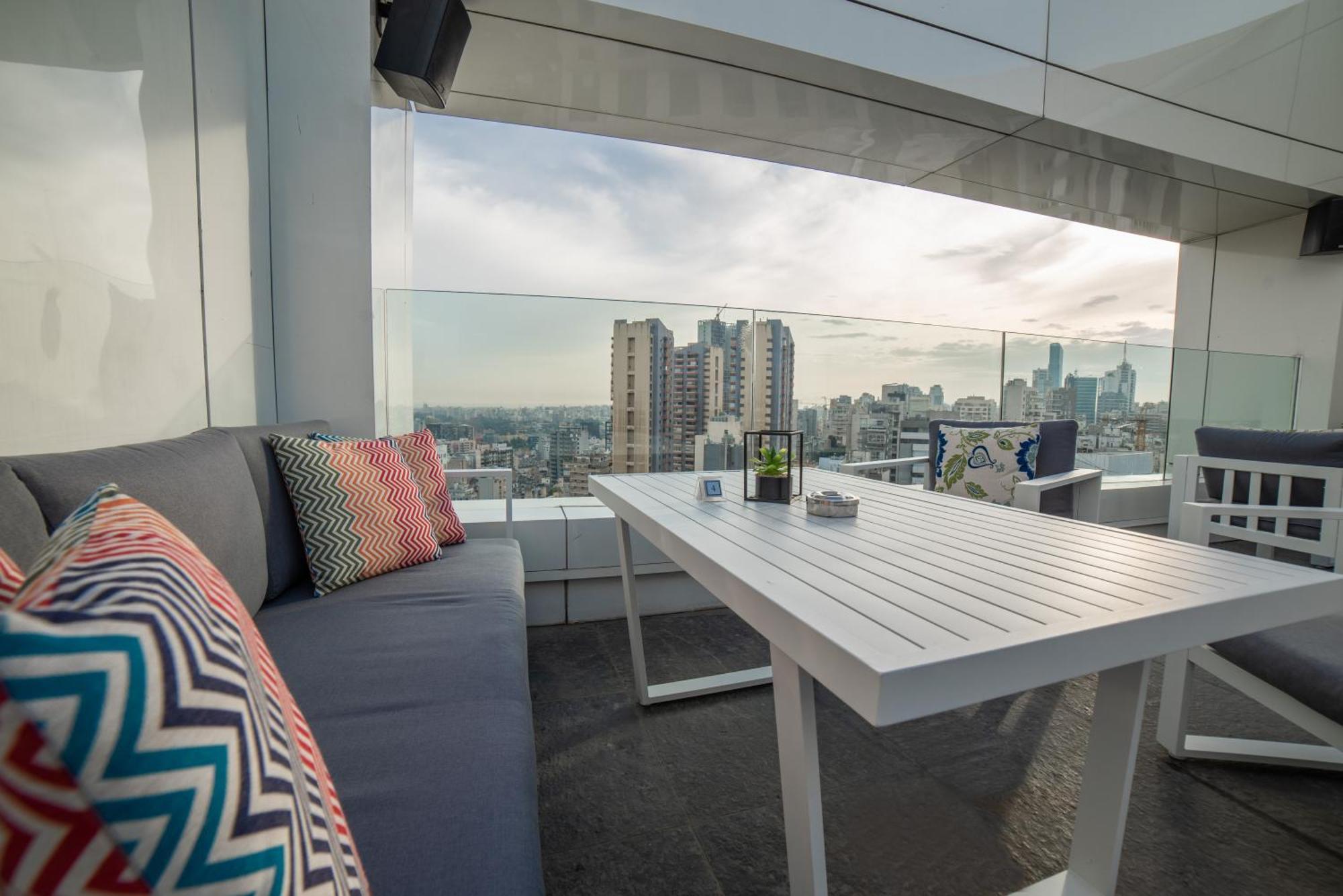 Royal Tulip Achrafieh Hotell Beirut Eksteriør bilde
